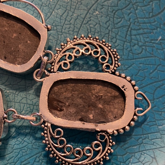 Silver and Stone Necklace - Picture 5 of 9